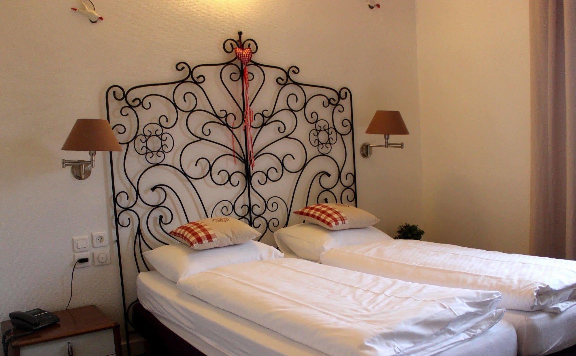 A La Maison Rouge Hotel & Restaurant Barr Eksteriør billede